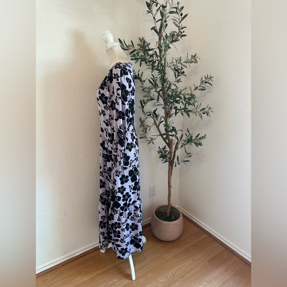 WHO WHAT WEAR LAVENDER BLACK FLORAL LONG SLEEVES MAXI DRESS size L worn once! - Picture 3 of 8